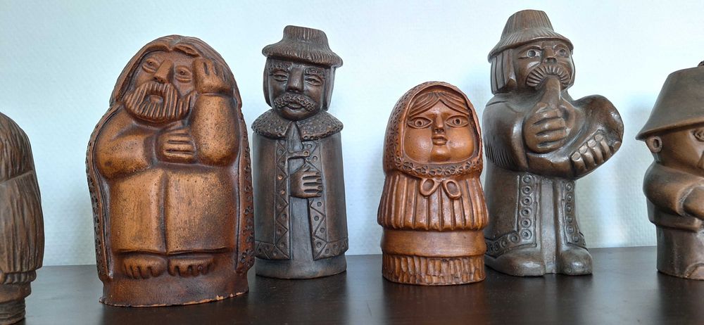 Gliniana figurka – dyskretna perełka rzemiosła ludowego