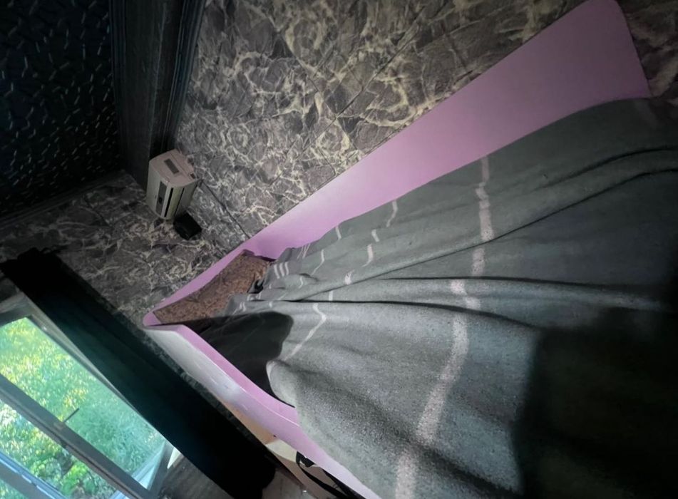 Кровать чердак, розового цвета