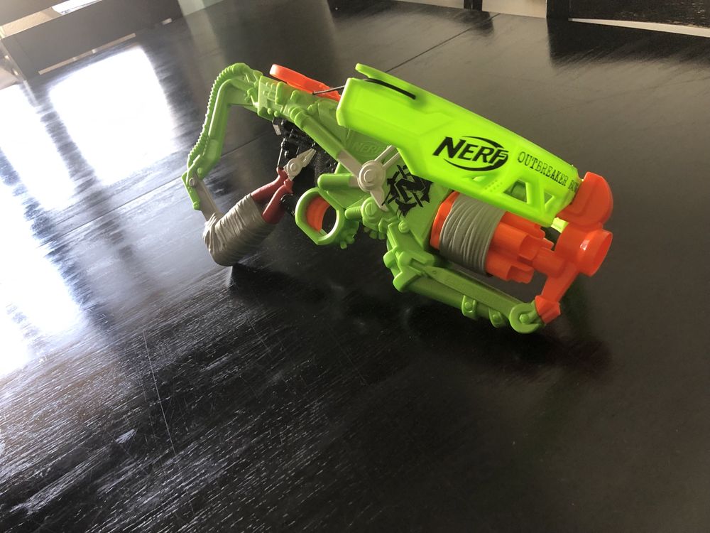 Nerf Outbreaker Bow