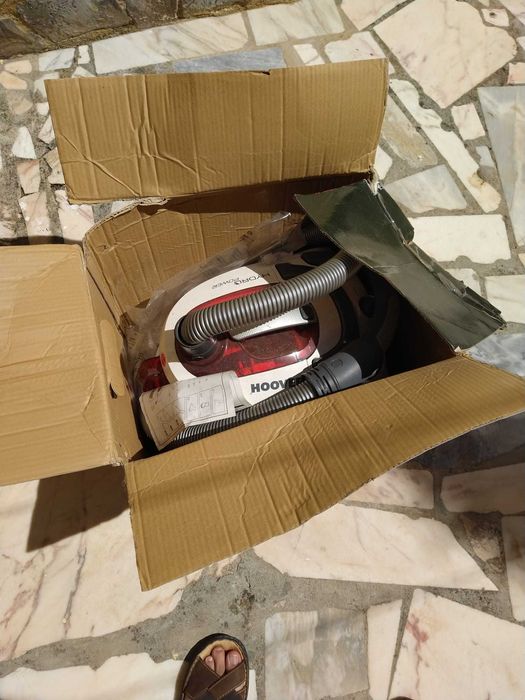aspirador limpeza de casa em bom estado