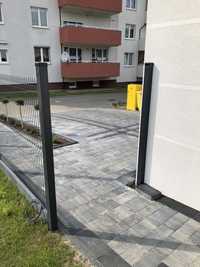 Montaż ogrodzeń betonowych panelowych siatkowych