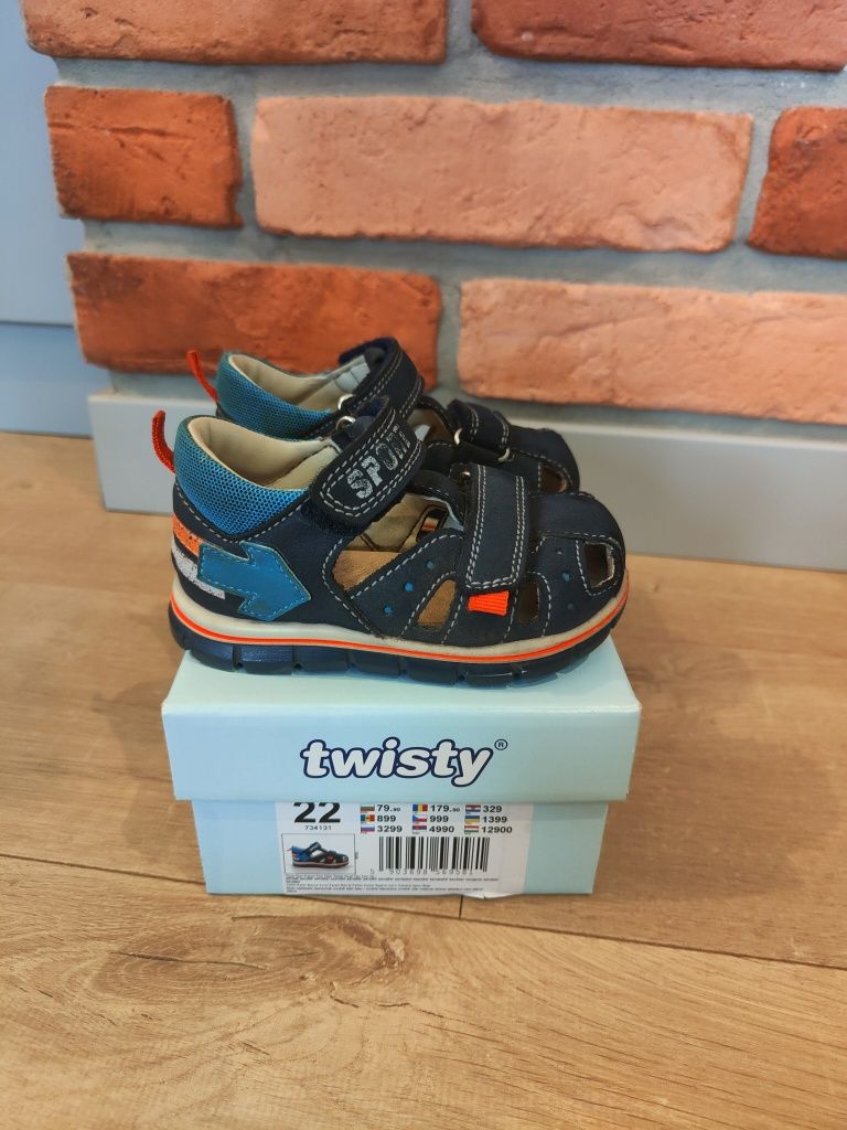 Sandały półsandały buty twisty chłopiec rozmiar 22