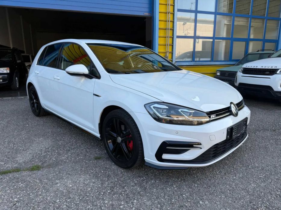 Volkswagen Golf      2018