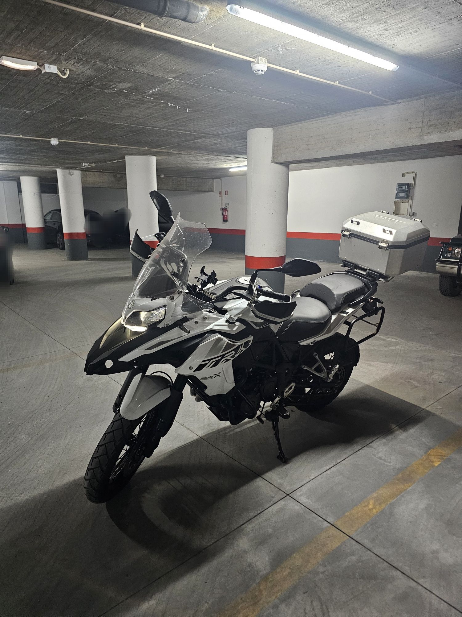 Benelli TRK 502 X (12/2022) — 3 Malas Shad Cromadas + Suportes — 14 23