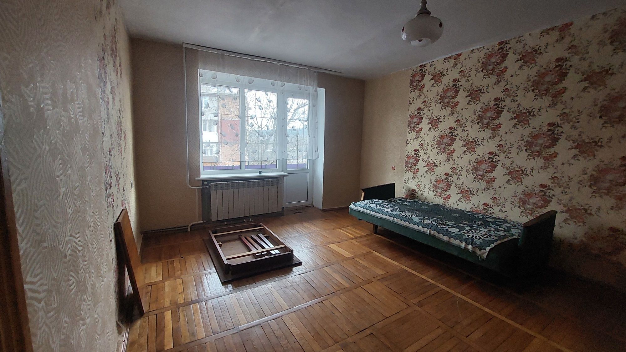 Продам 1-кімнатну квартиру. Вул.Вірменська,11.