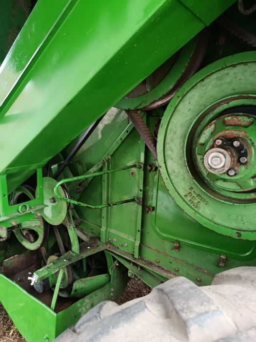 Зернозбиральний комбайн John Deere 1075 Гідро-4