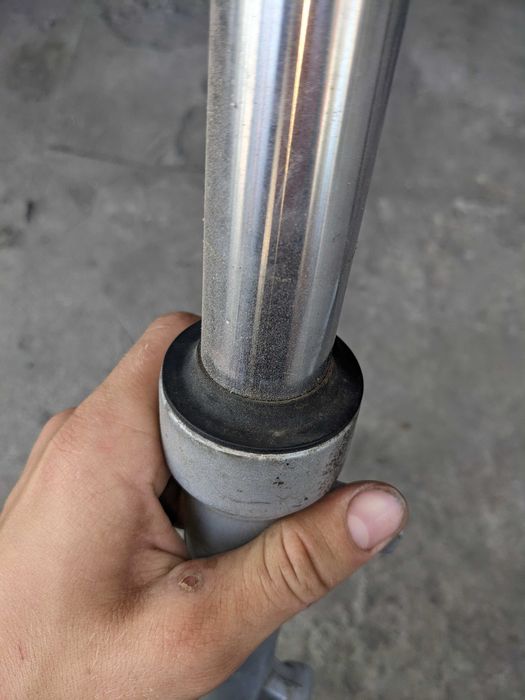 Продам вилку на скутер