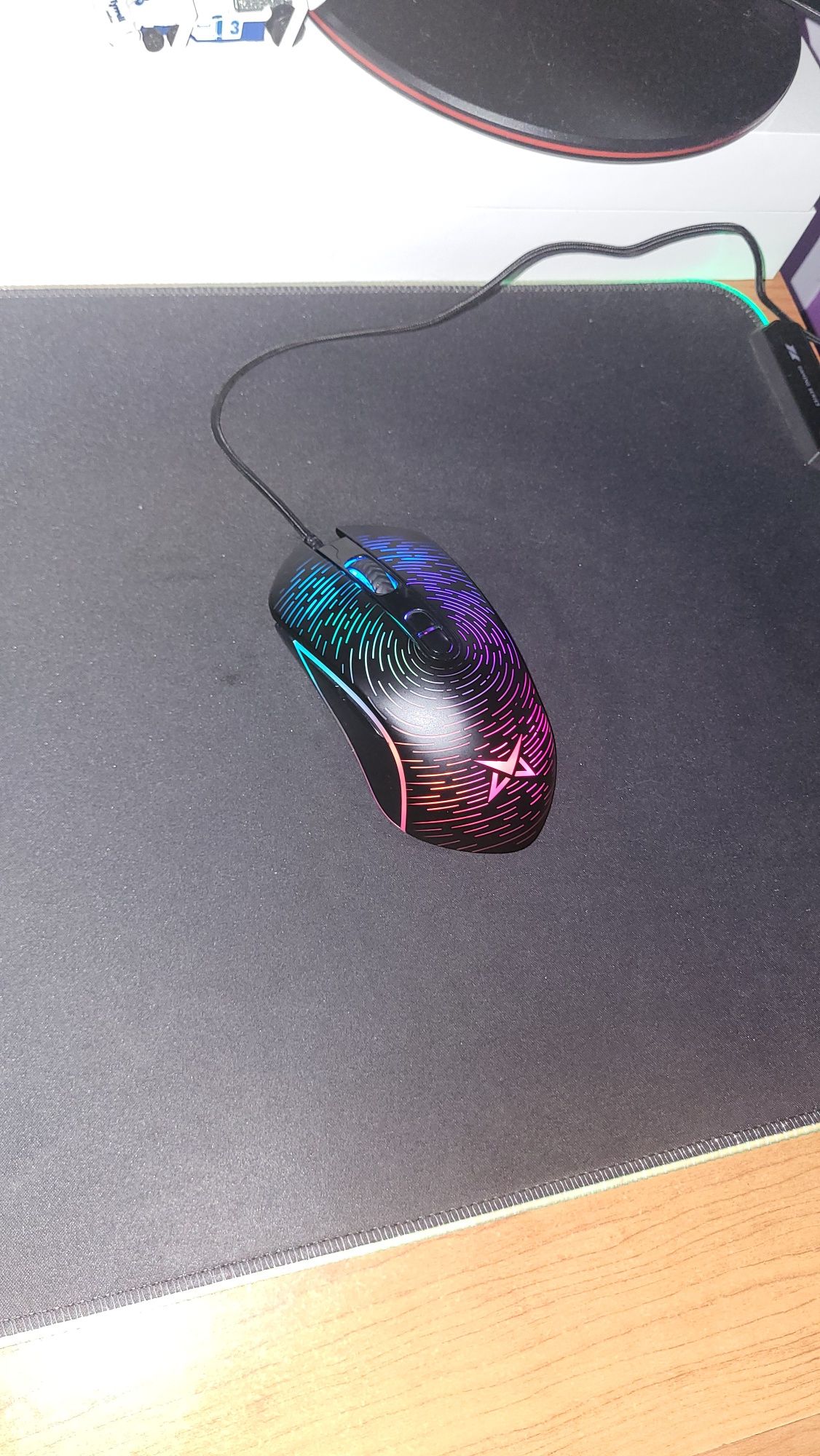 Rato Matrics Marble RGB - 4800 dpi