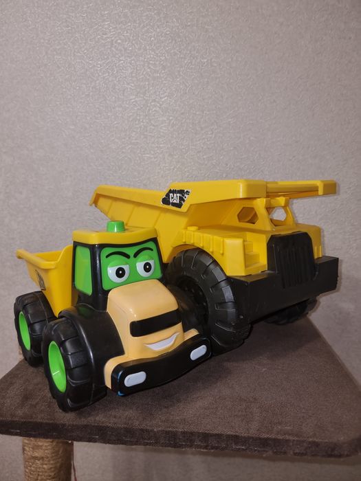 Самоскид, Cat, jcb, вантажівка