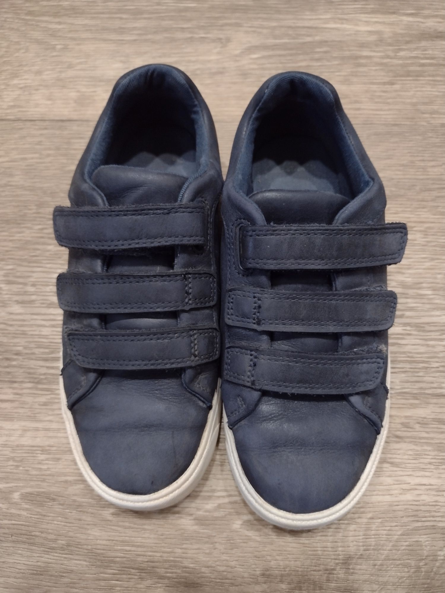 Шкіряні кросівки кеди Clarks для хлопчика устілка 20 см