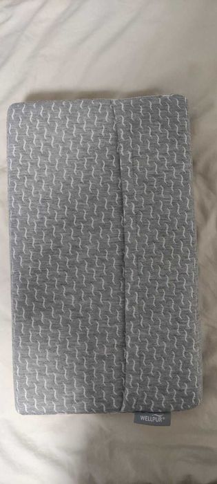 Подушка WELLPUR KVINA сірий 30x50x10/7см