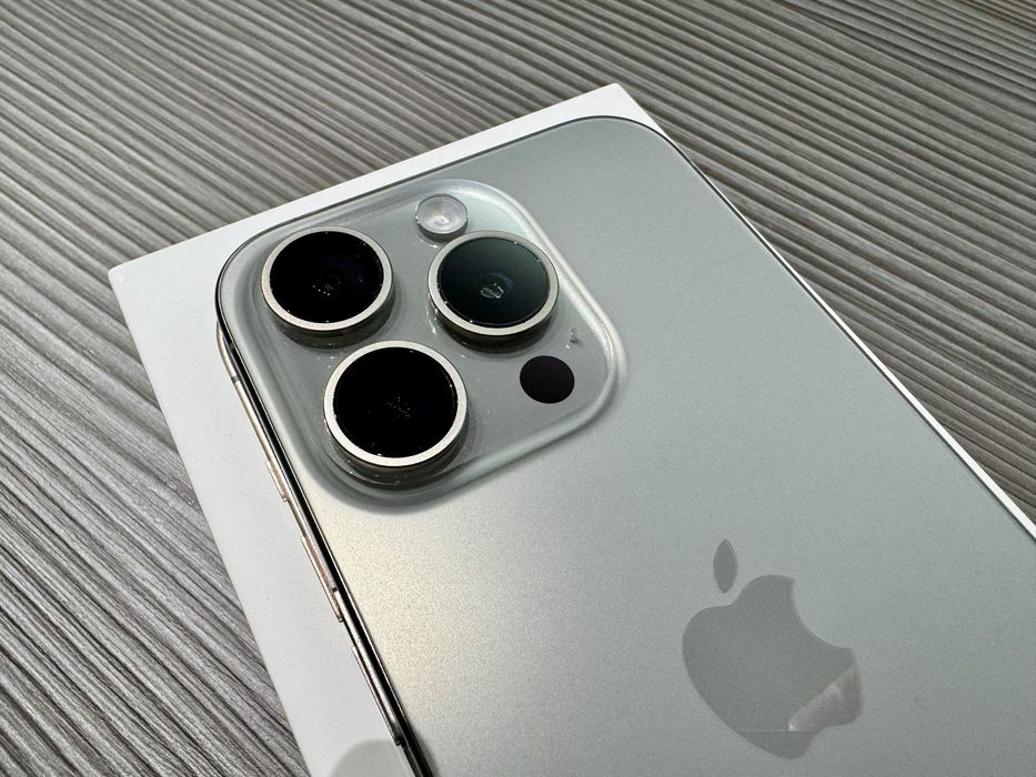 iPhone 15 Pro 128gb Titânio Natural