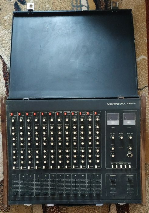 Пульт мікшерний микшерный Электроника ПМ-01 миксер мікшер є схема