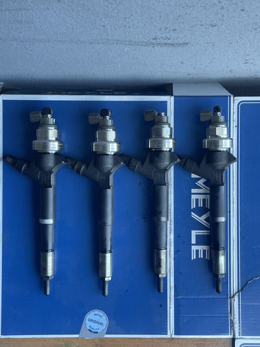 Форсунки Нисан Рено Мастер Трафик Виваро Хюнадй Сантафе Киа Мовано