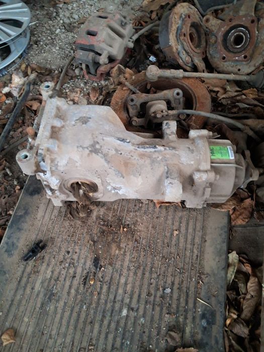 Редуктор заднего моста Санта фе 2.0 дизель 2005 г.в.
