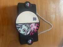 Mala e toalha de mesa Monster High