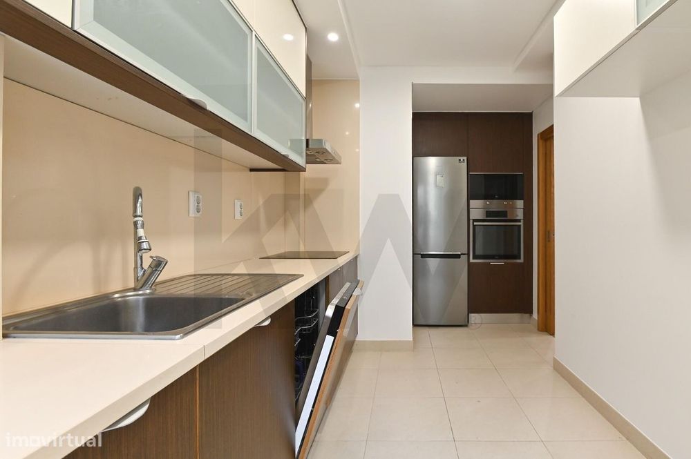 Apartamento T2 em Benfica