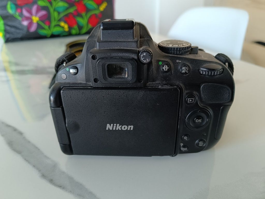 Nikon D5100 lustrzanka