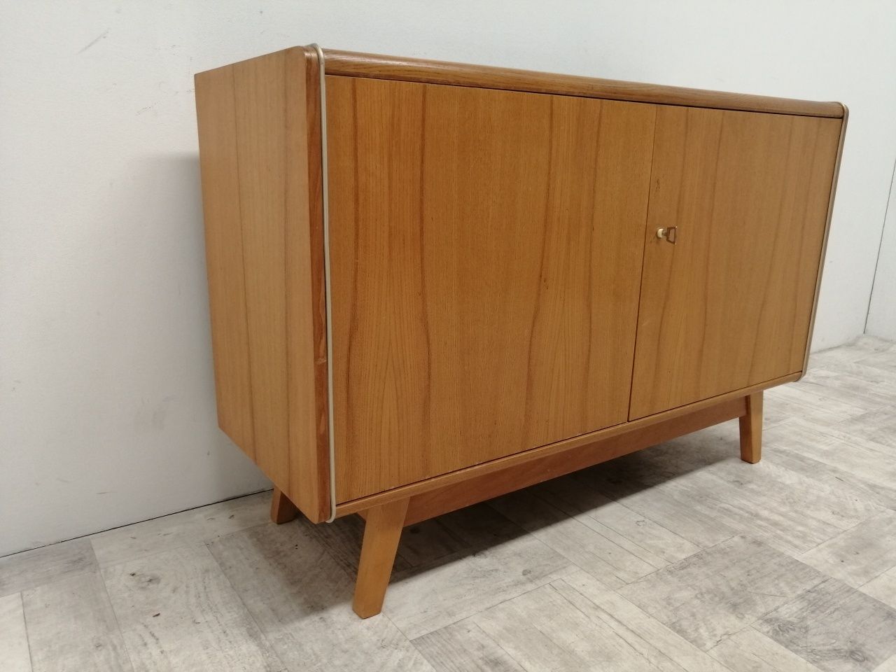 komoda Jitona Design duński sideboard