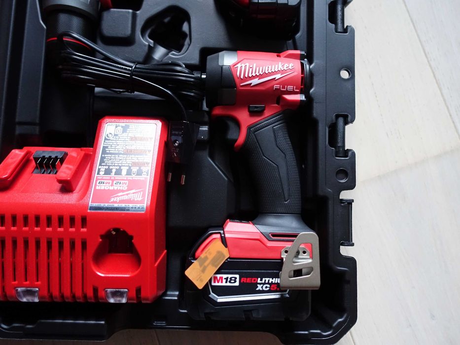 Milwaukee M18™FUEL™ POWERPACK COMBO FPD3 FID3 / 3697-22 (USA) GW.PROD.