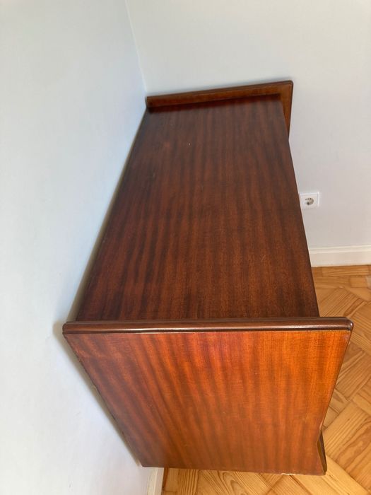 Cómoda vintage anos 50