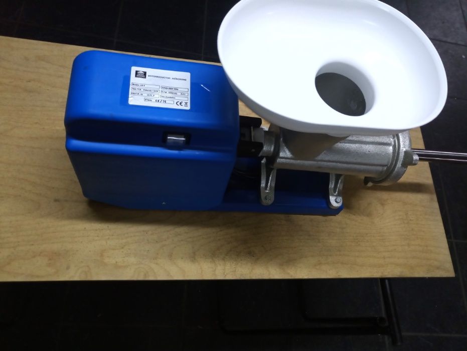 Máquina de cortar carne para chouriças e encher fumeiro #32
