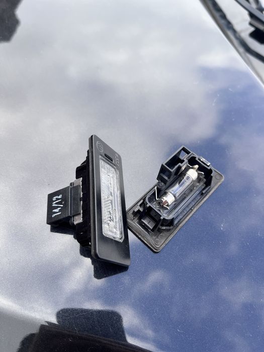 Подсветка номера Skoda SuperB 2, Passat B6, B7. Touran