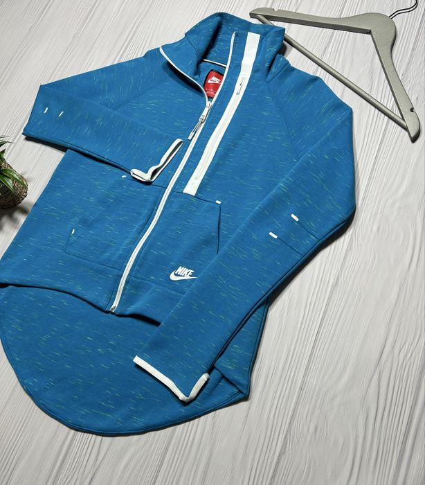 Nike Tech Fleece Cape Moto зіп кофта з гарним дизайном оригінал!