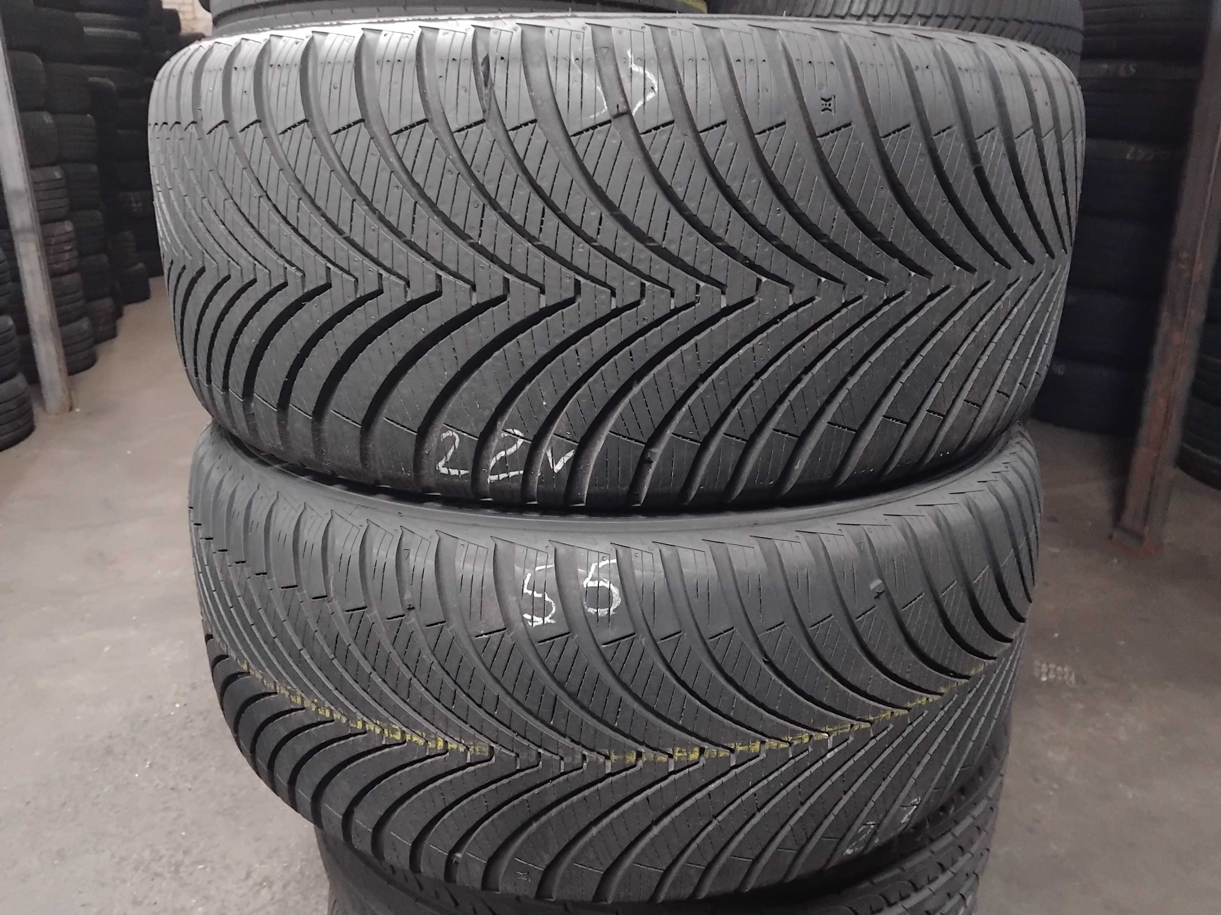 Шини бу 245/40 ZR18 Kumho Solus 4S HA32 Пара