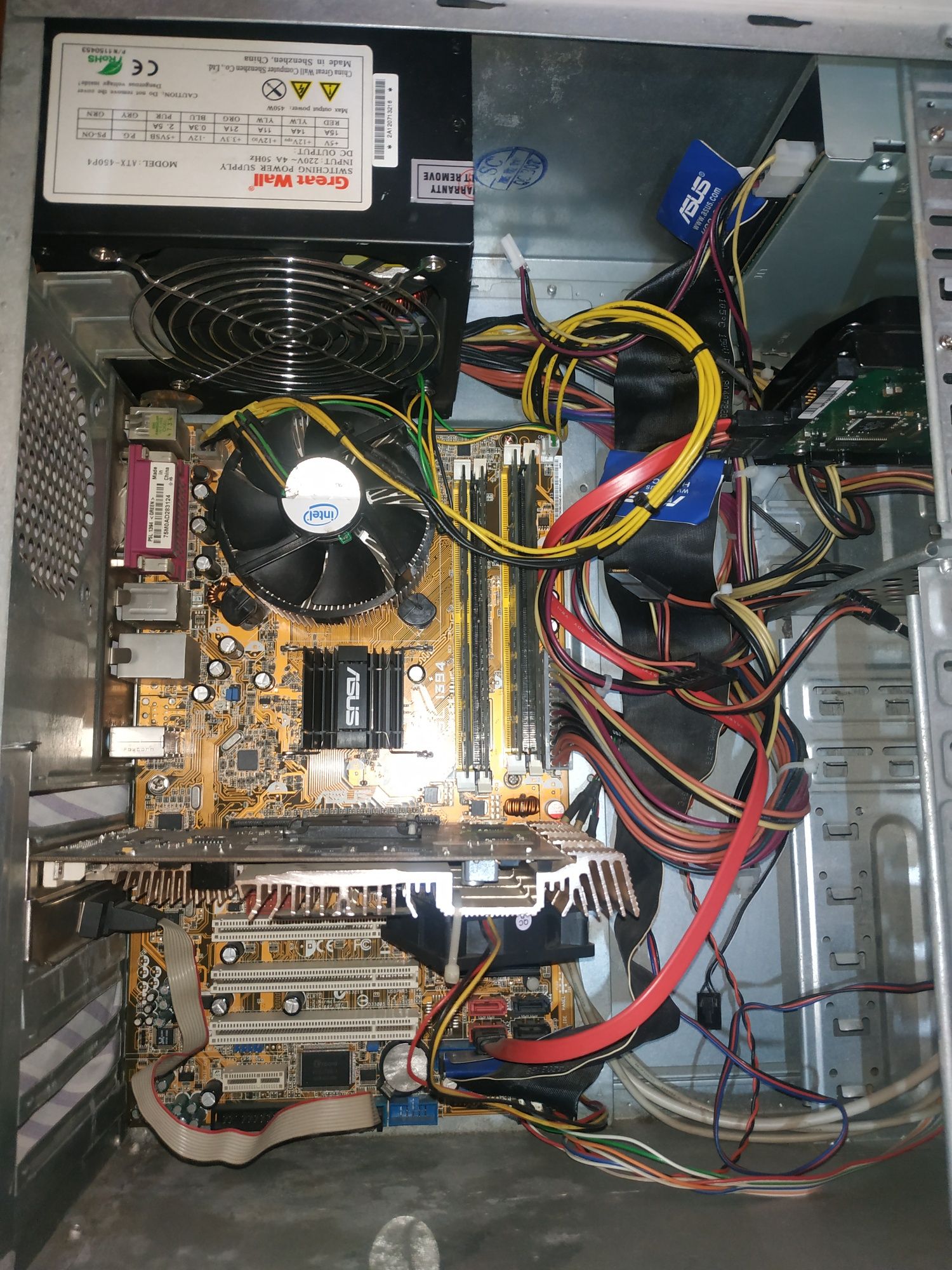 Компьютер 2 ядра, 4гб, radeon hd 2600 pro +SSD, +монітор