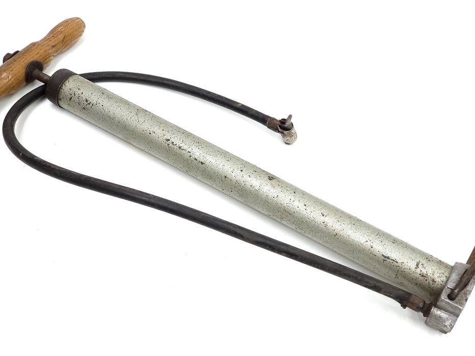 Pompka stacjonarna Spółdzielnia Pracy "Samochód" do rowerów Romet