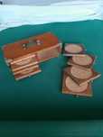 Vários suportes com bases para copos Vintage