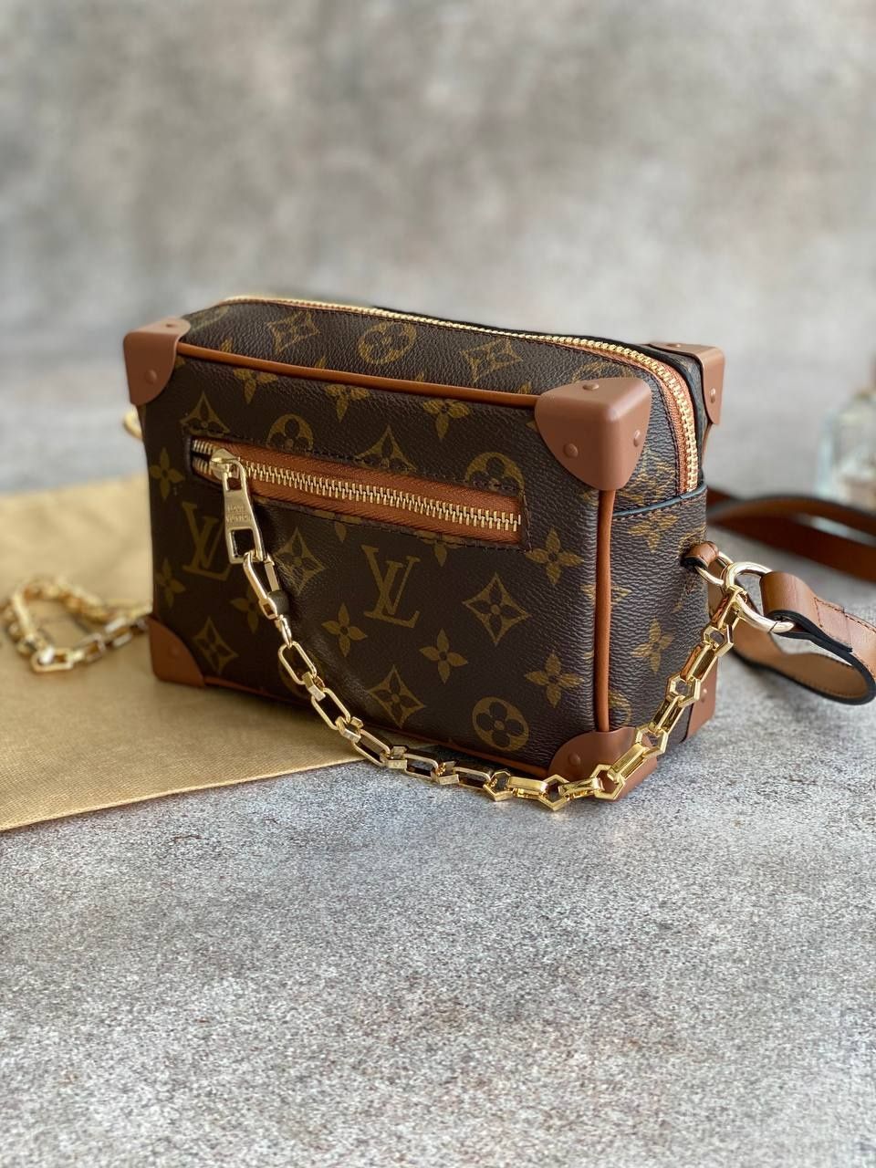 Сумка-клатч Mini Soft Trunk Louis Vuitton