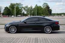 BMW M4 BMW M4 F82 Competition czarna