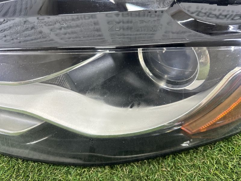 Фара левая AUDI A4 B8 2.0 CAEB 2012