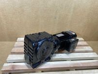 motoreduktor / przekładnia 0,75kW 11obr. 3fazowy HAMULEC SEW