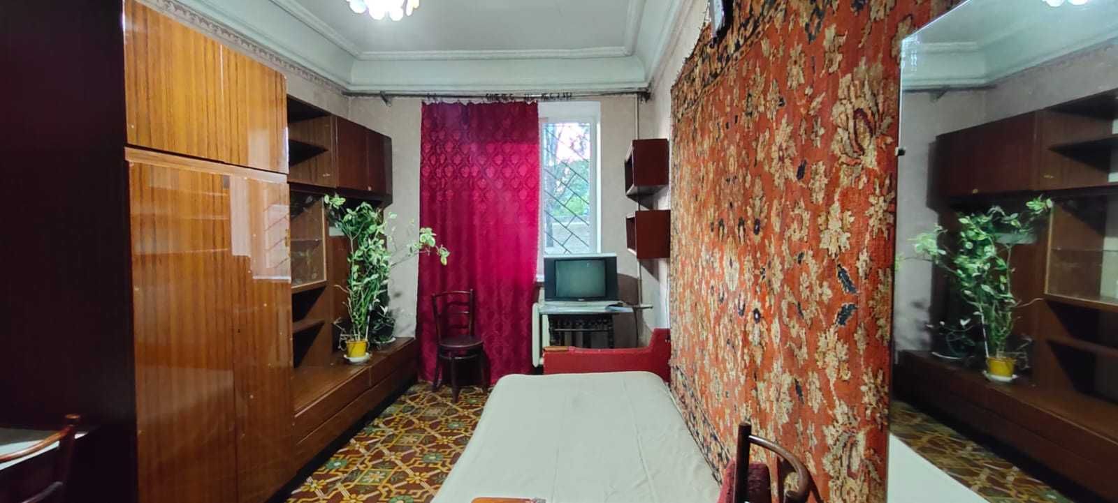 Сдам 2ух комнатную квартиру в сталинке на Селекционном.