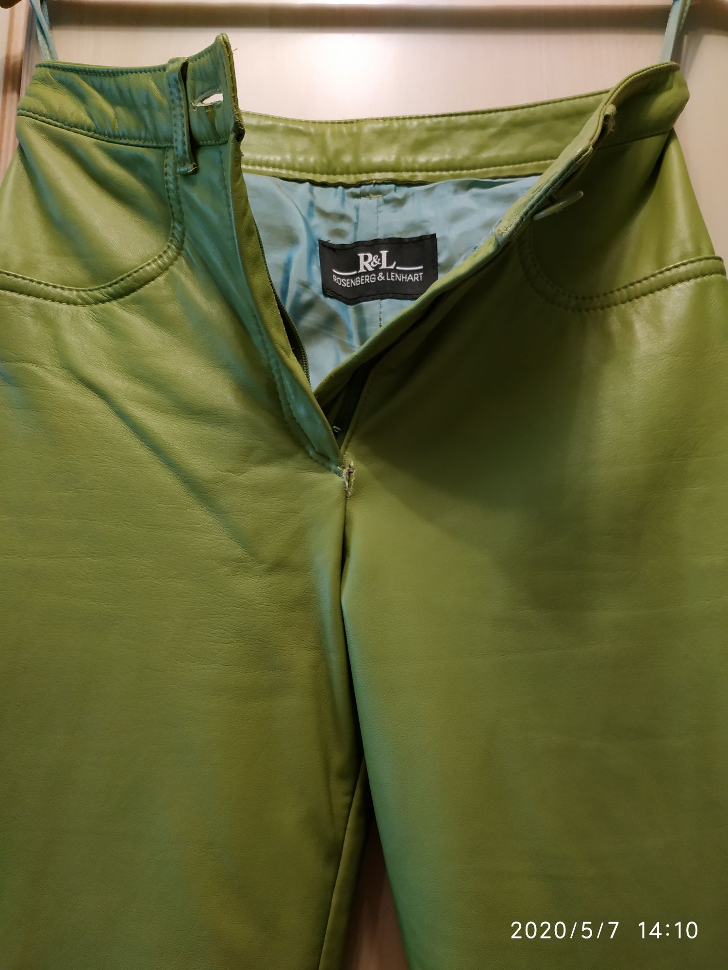 Кожаные штаны цвет - зелёное яблоко