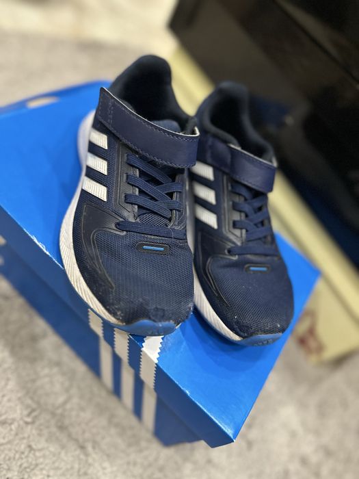 Adidas мокасини б/у 30