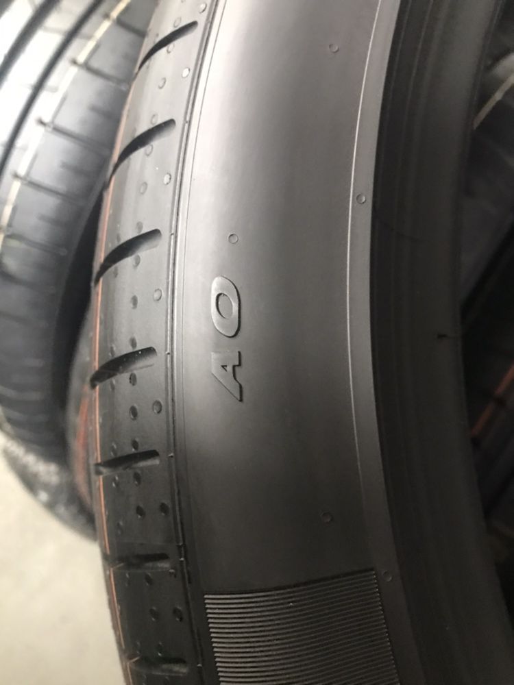 255/40/20 R20 Pirelli PZero PZ4 4шт новые