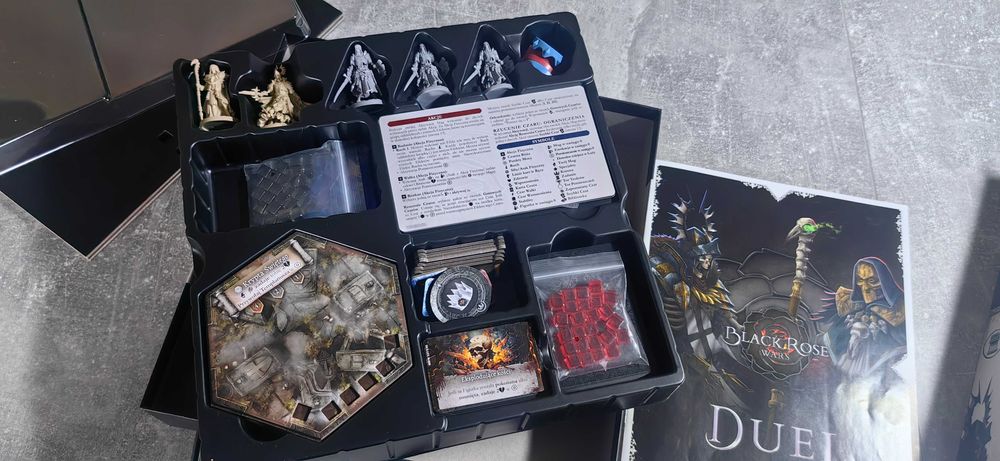 Gra Planszowa Back Rose Wars PL stan bdb pomalowana