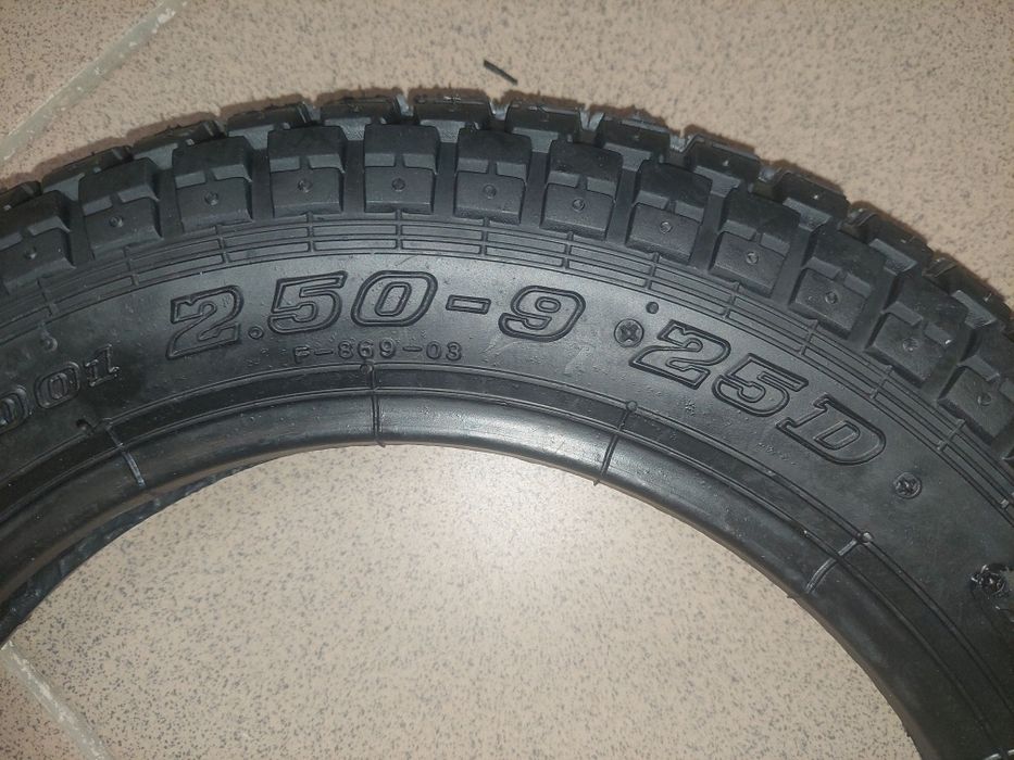 Nowy zestaw naprawczy kola motorynka detki+opony 9"