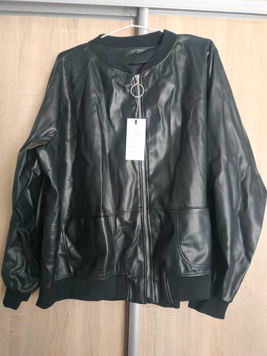 Продам Куртку - бомбер