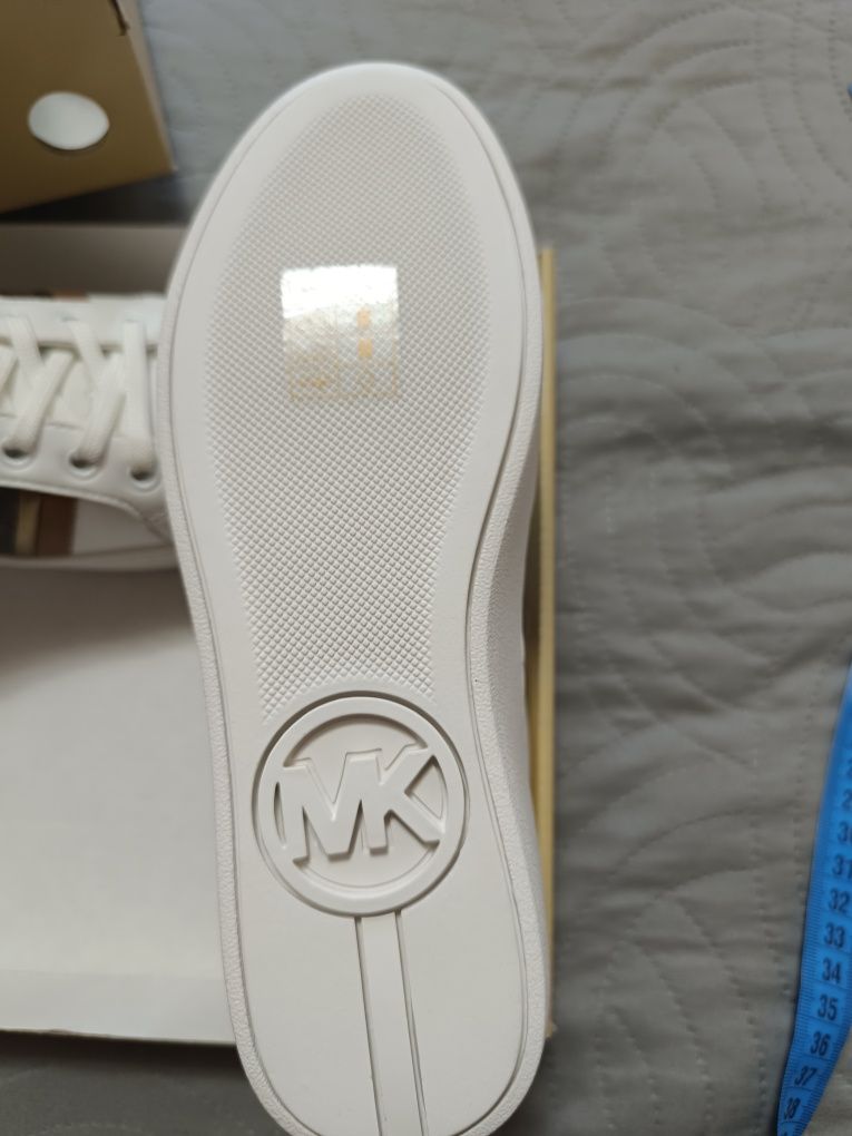 Сникерсы Michael Kors р.US5. Poppy Faux Leather and Logo Stripe Sneake