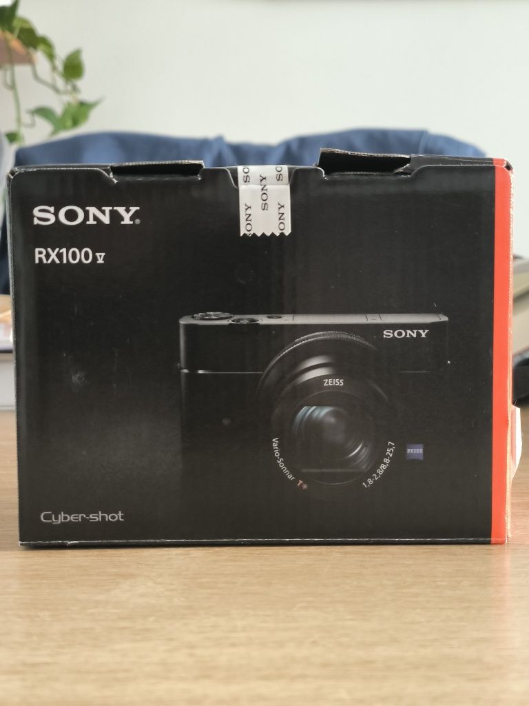 Aparat Sony RX100 V - na gwarancji do 11.2026