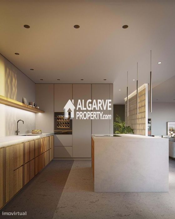 T3 em Rés-do-Chão com Jardim Privado e Arrecadação Espaçosa