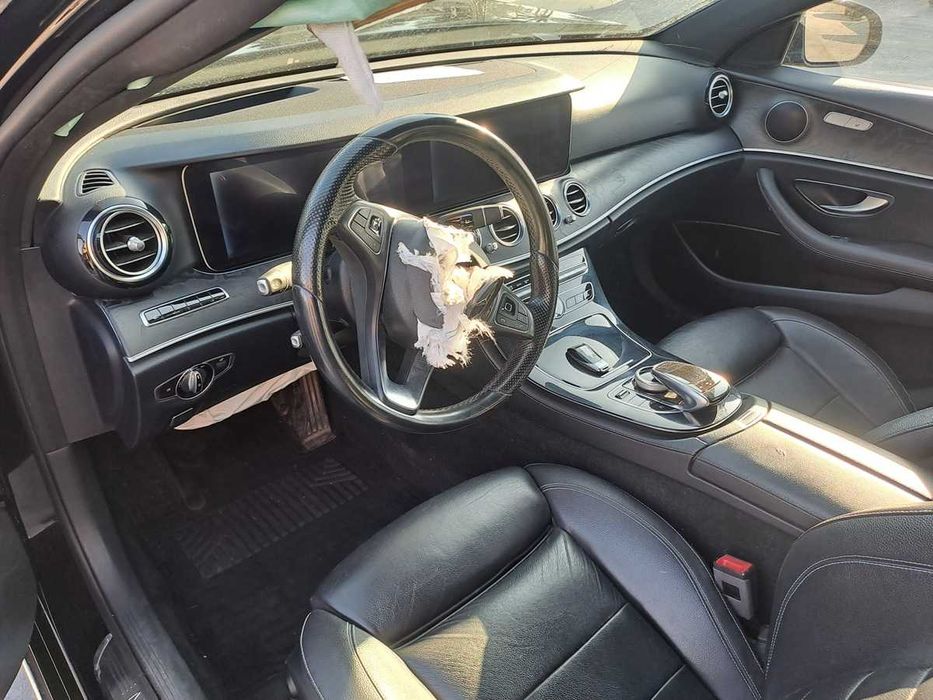 Mercedes E 220d, 2017 nacional 136000km