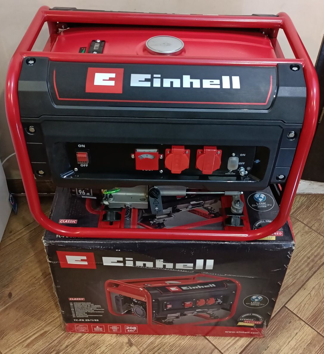 Бензиновий генератор Einhell TC-PG 25/1/E5 2.1 кВт