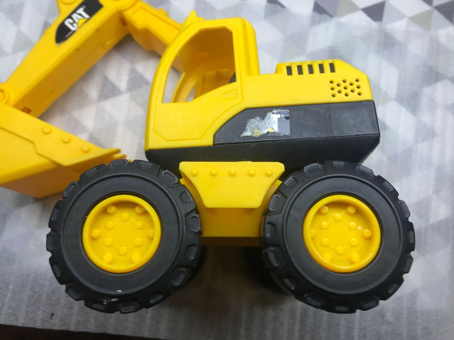 Экскаватор фирмы Funrise  пластик