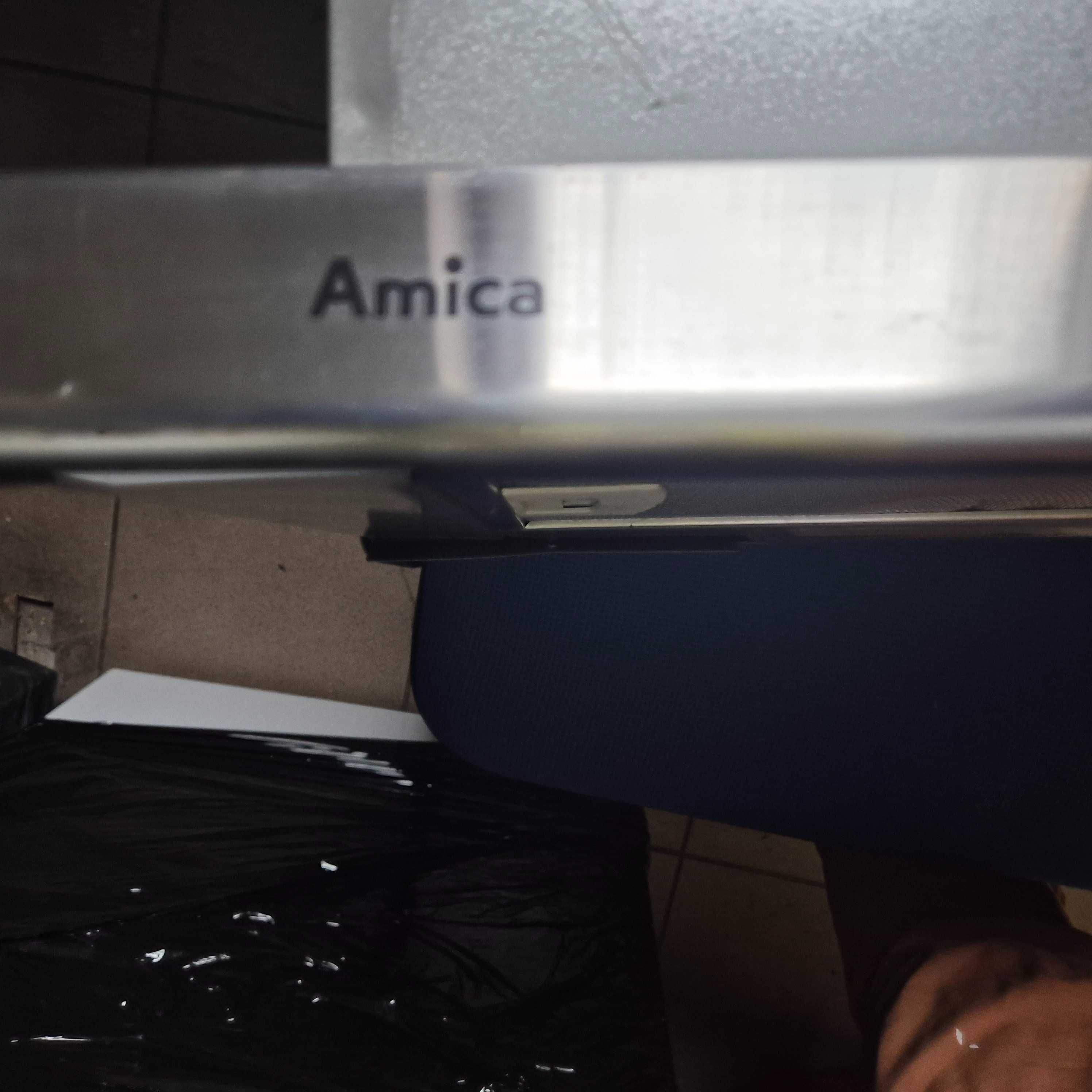 Okap Amika 50 z dwoma filtrami wyciągany